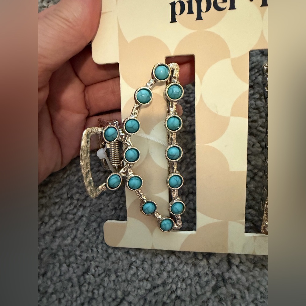 Piper K Silver Color and Turquoise Hair Clip NEW - Picture 4 of 5